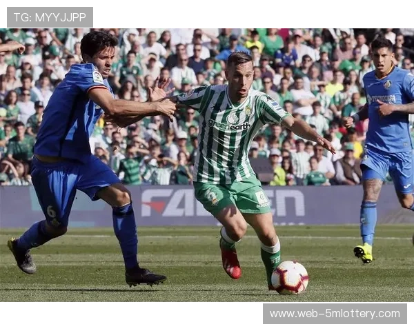 赫塔菲主场迎战塞尔塔,晴朗天气或促对攻局面 赫塔菲主场迎战塞尔塔,晴朗天气或促对攻局面