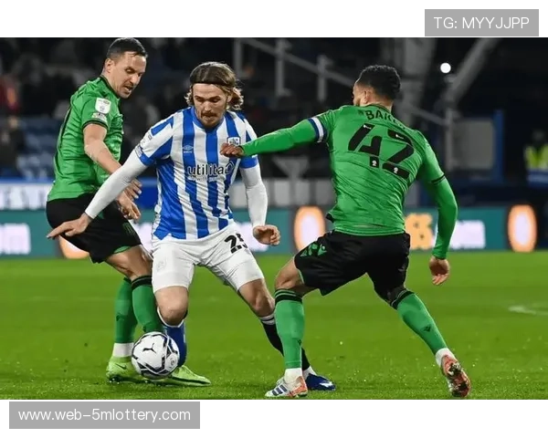 汉堡球员德比胜利后激动落泪，人民公园球场成为欢乐海洋