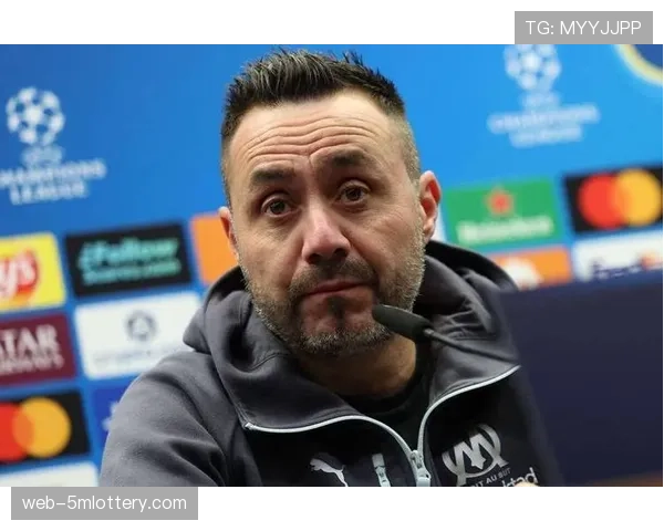 官方：德泽尔比下赛季将不再担任布莱顿主教练